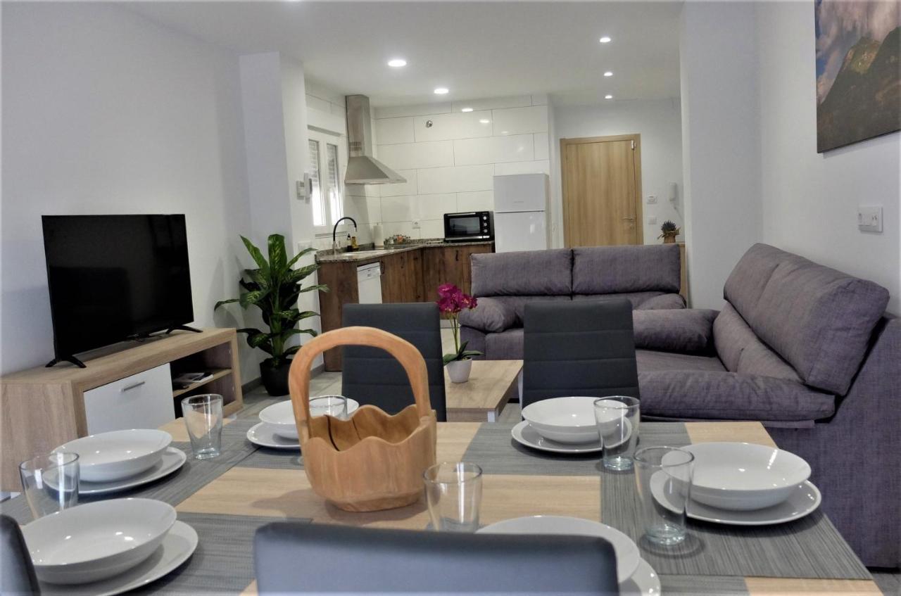 Gegant De Pedra Apartaments Adzaneta Екстер'єр фото