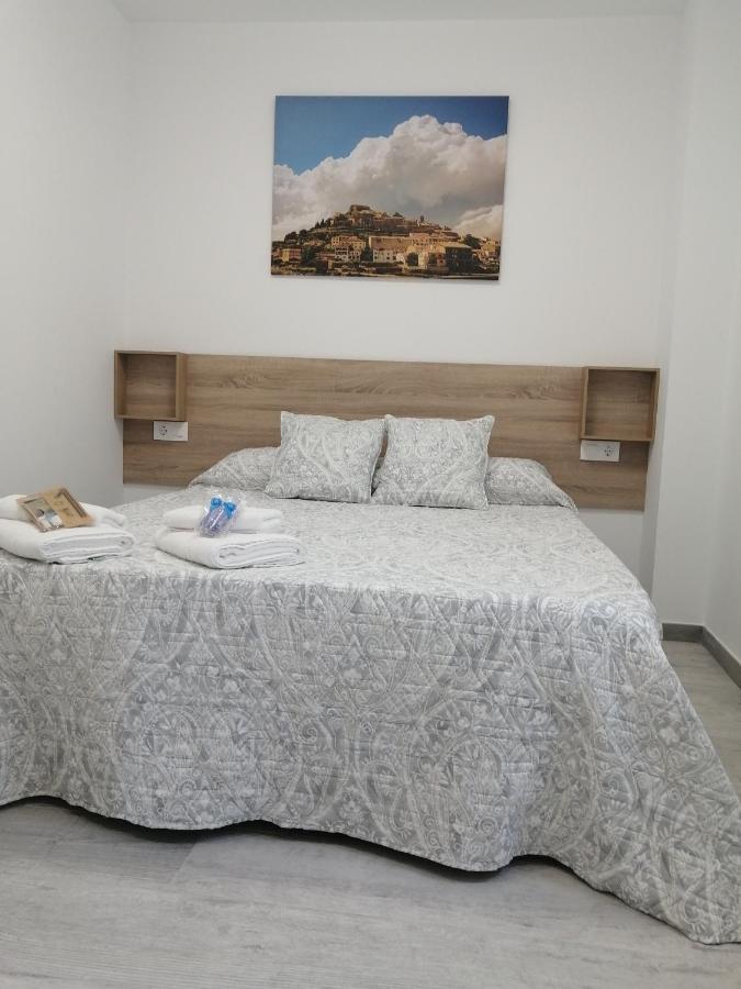 Gegant De Pedra Apartaments Adzaneta Екстер'єр фото