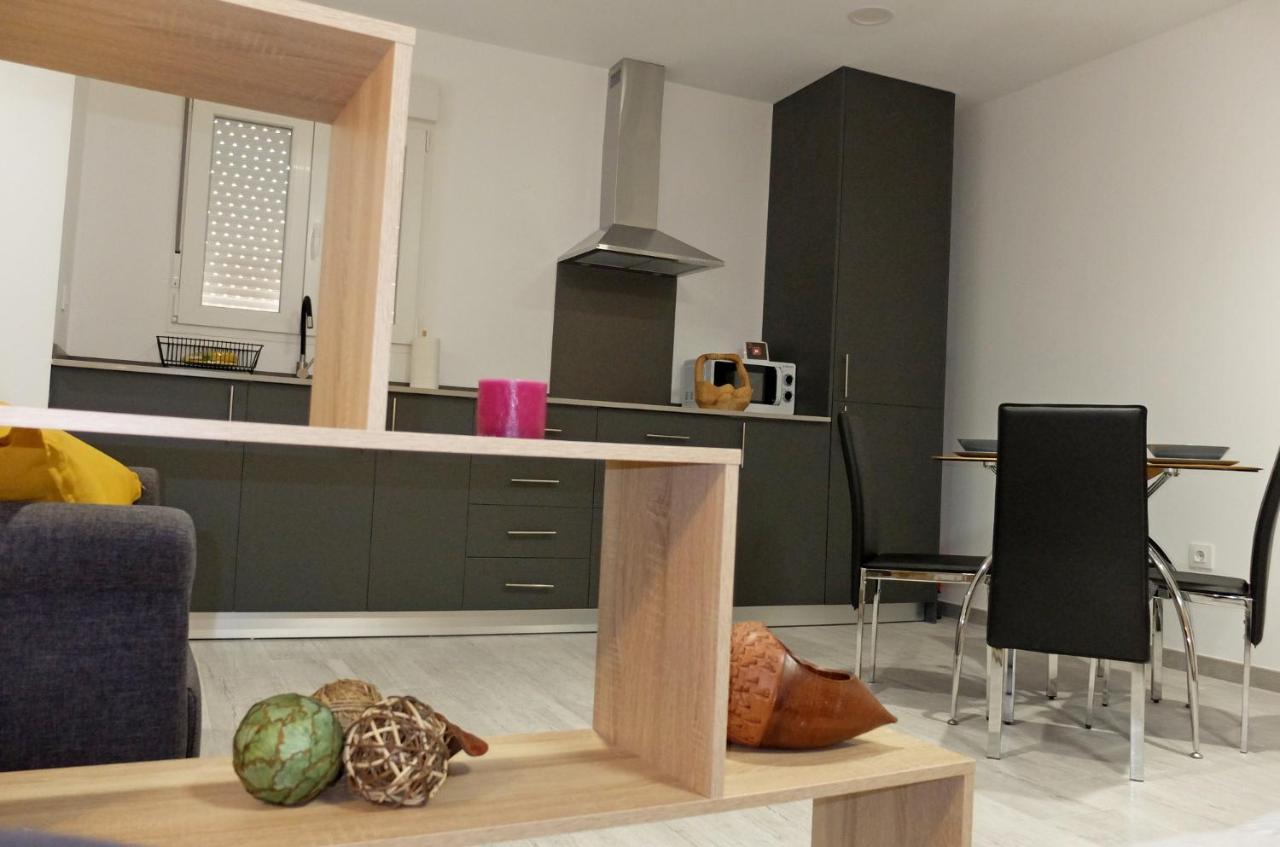 Gegant De Pedra Apartaments Adzaneta Екстер'єр фото