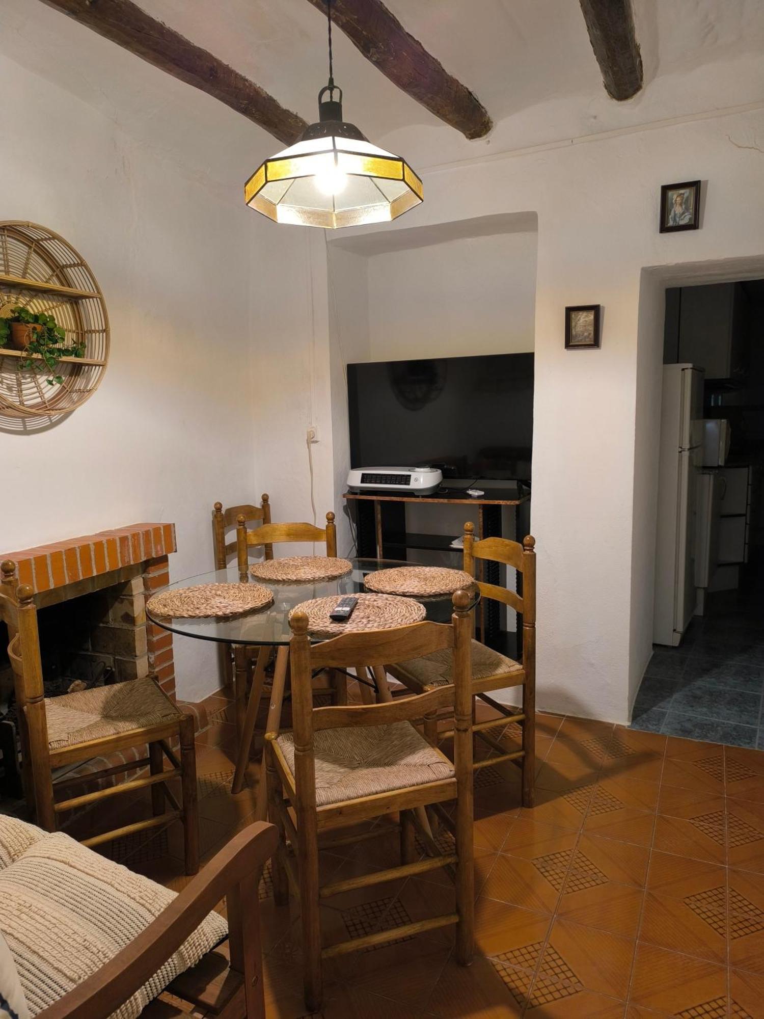 Gegant De Pedra Apartaments Adzaneta Екстер'єр фото