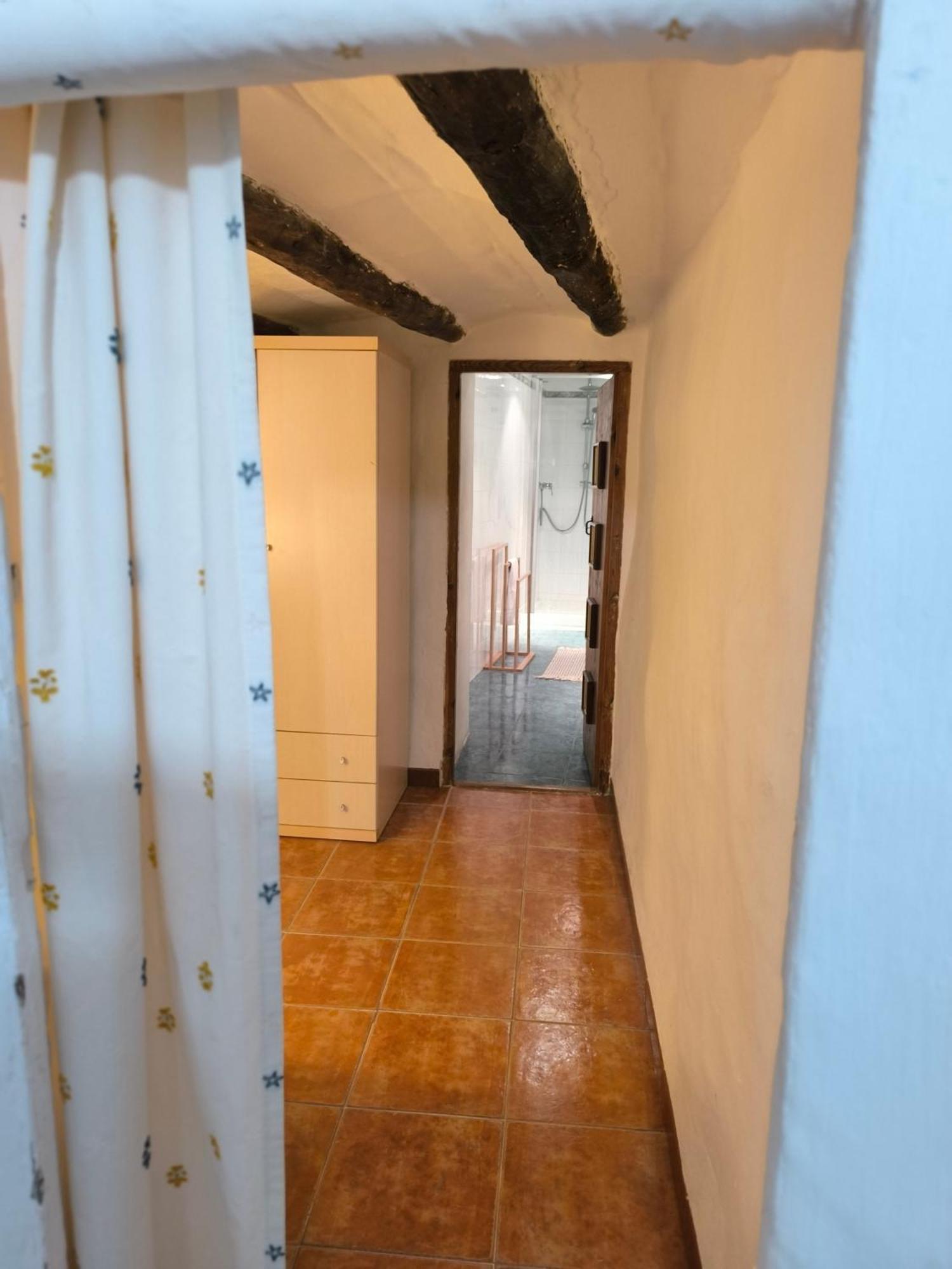 Gegant De Pedra Apartaments Adzaneta Екстер'єр фото